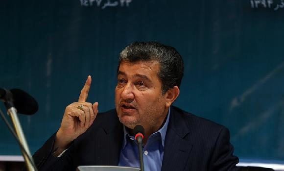 خجسته: ۱۰۰ هزار خودرو با تخلف وارد کشور شد